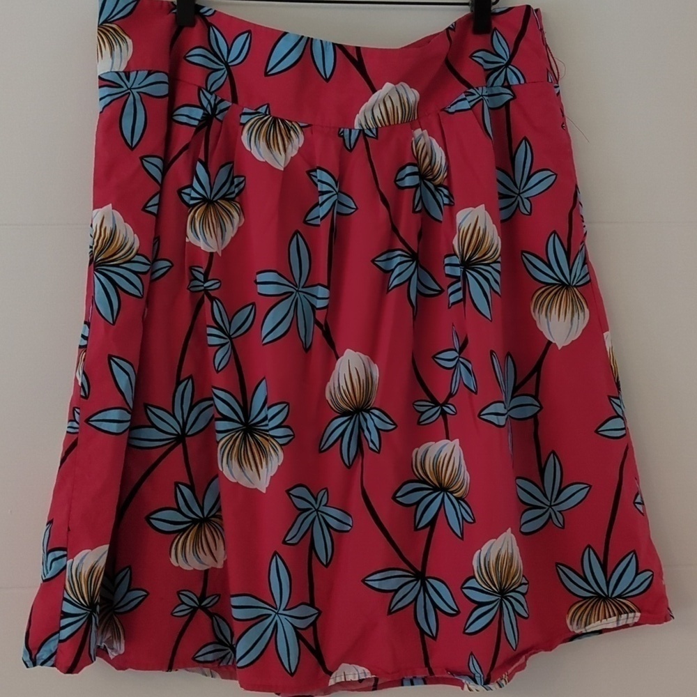 Ann Taylor floral fit flare side pockets Lined Floral Print skirt Sz 16 Career